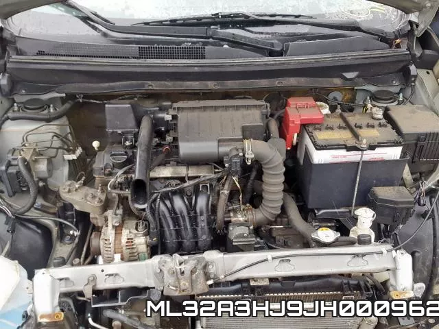 ML32A3HJ9JH000962_7.webp