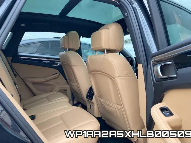 WP1AA2A5XHLB00509