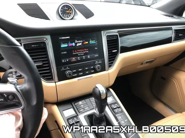 WP1AA2A5XHLB00509_9.webp