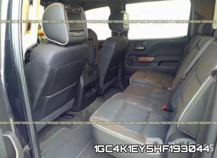 1GC4K1EY5HF193044_8.webp