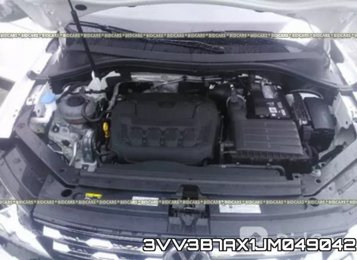 3VV3B7AX1JM049042_10.webp