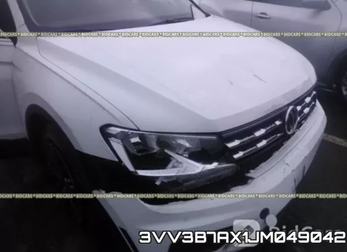 3VV3B7AX1JM049042_6.webp
