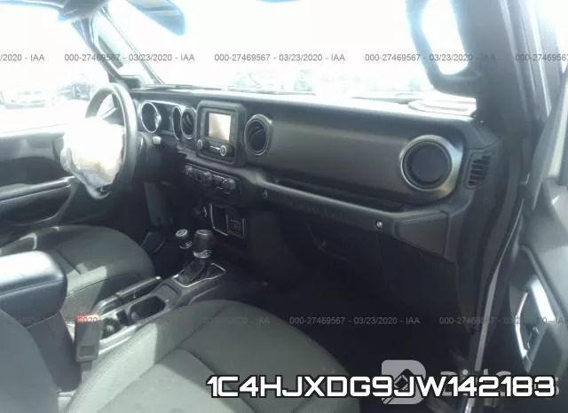 1C4HJXDG9JW142183_5.webp