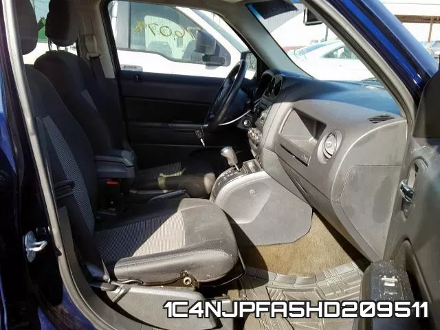 1C4NJPFA5HD209511_5.webp