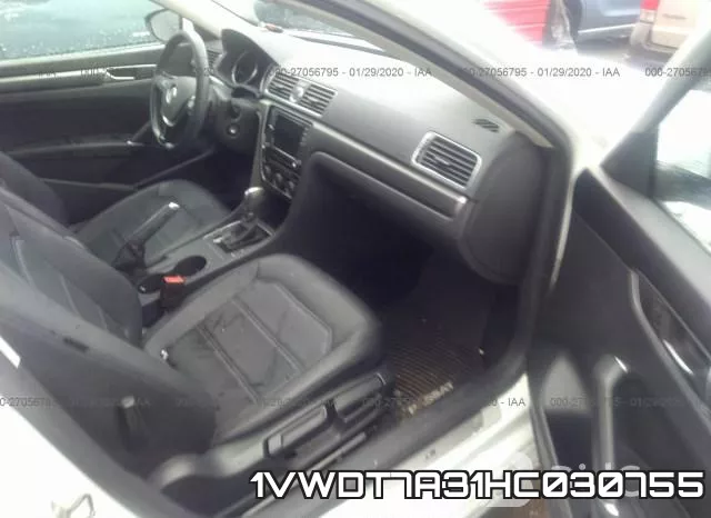 1VWDT7A31HC030755