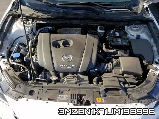 3MZBN1K71JM198996_7.webp