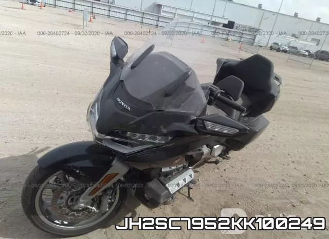 JH2SC7952KK100249_2.webp