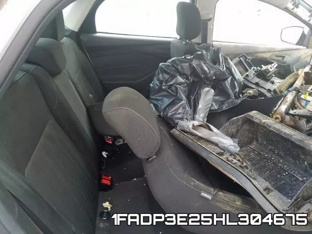 1FADP3E25HL304675_6.webp