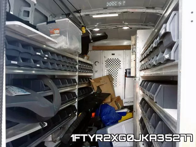 1FTYR2XG0JKA35277_6.webp
