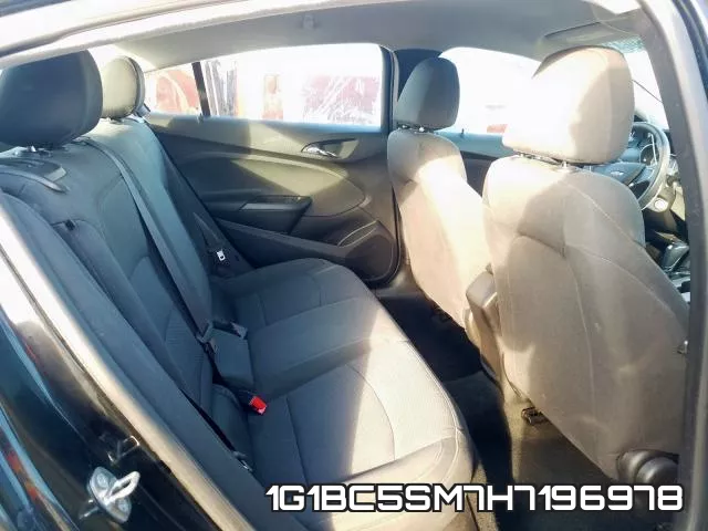 1G1BC5SM7H7196978_6.webp