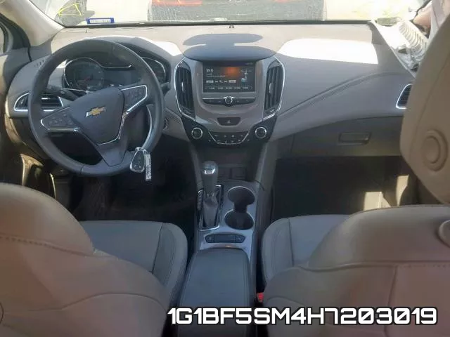 1G1BF5SM4H7203019_9.webp