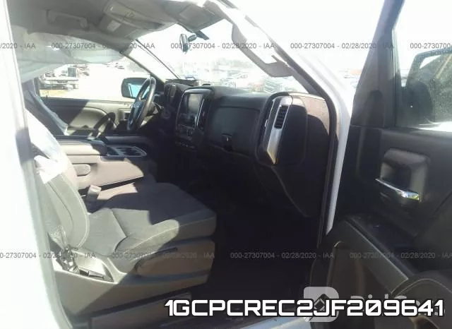 1GCPCREC2JF209641_5.webp