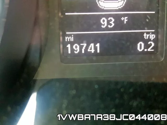 1VWBA7A38JC044008_8.webp