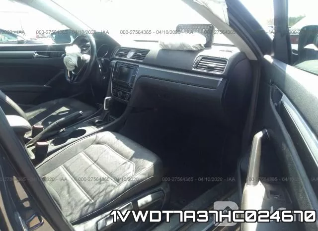 1VWDT7A37HC024670_5.webp