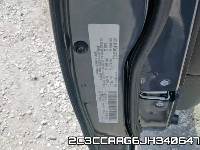 2C3CCAAG6JH340647_10.webp