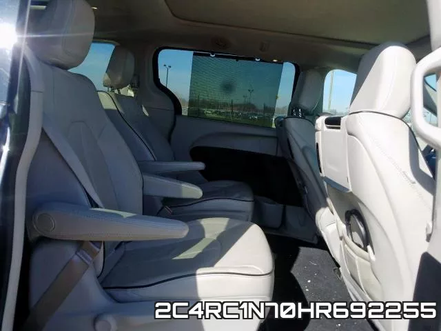 2C4RC1N70HR692255_6.webp
