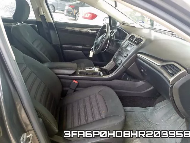 3FA6P0HD8HR203958_5.webp
