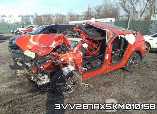 3VV2B7AX5KM010158_2.webp