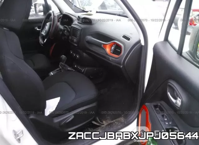 ZACCJBABXJPJ05644_5.webp