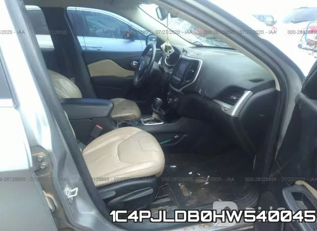 1C4PJLDB0HW540045_5.webp