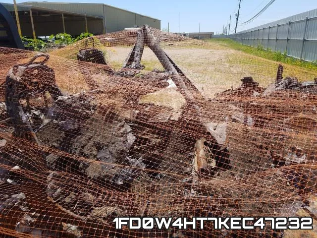 1FD0W4HT7KEC47232_5.webp