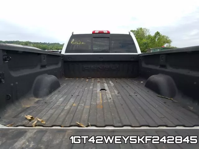 1GT42WEY5KF242845_9.webp