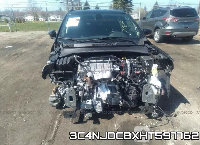 3C4NJDCBXHT597762_6.webp