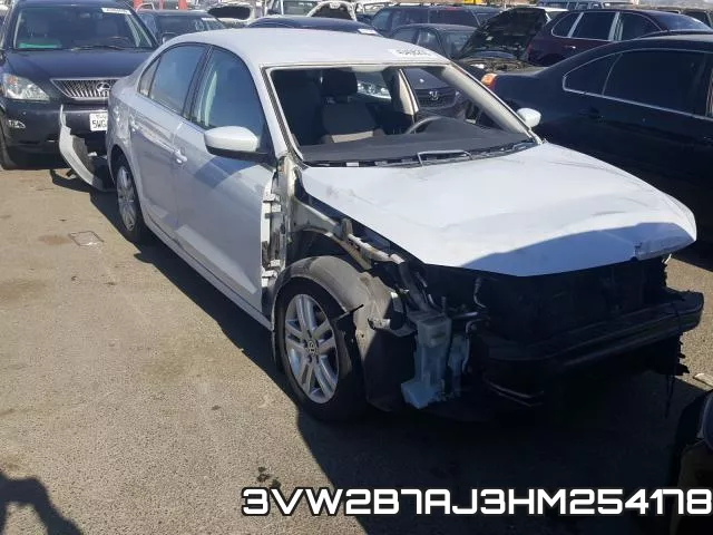 3VW2B7AJ3HM254178_1.webp