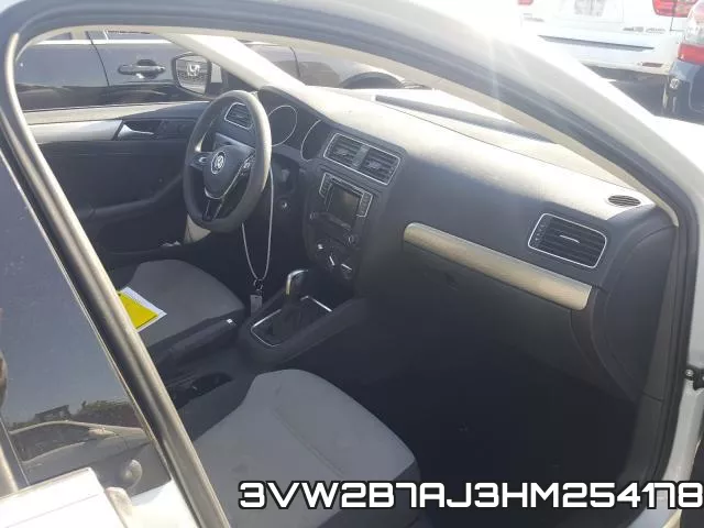 3VW2B7AJ3HM254178_5.webp
