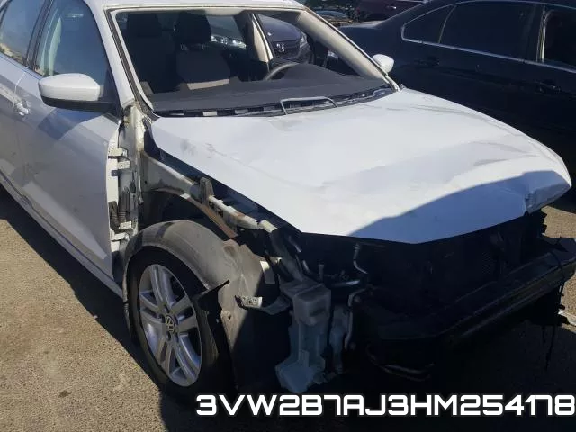 3VW2B7AJ3HM254178_9.webp