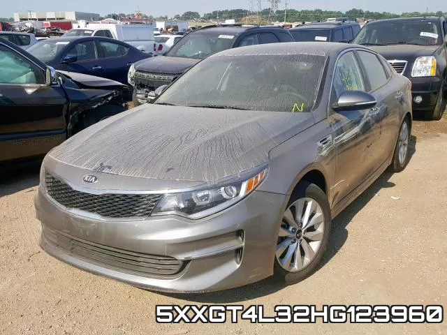 5XXGT4L32HG123960_2.webp