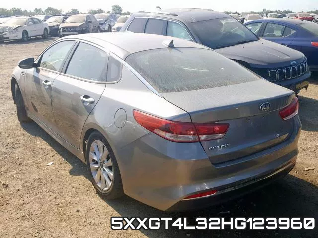 5XXGT4L32HG123960_3.webp