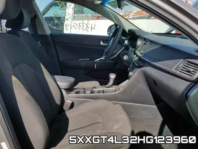 5XXGT4L32HG123960_5.webp