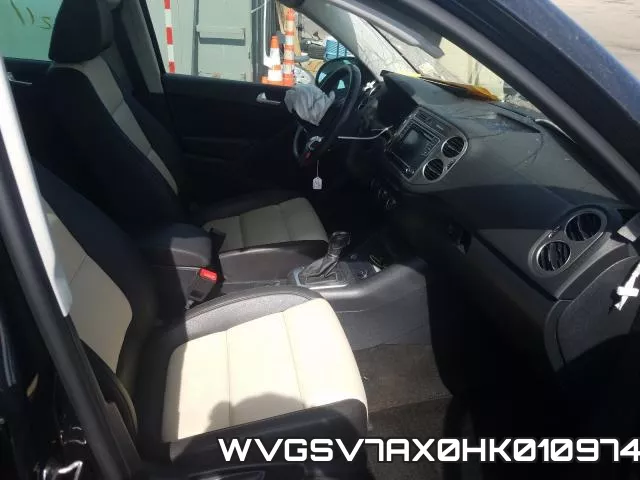 WVGSV7AX0HK010974