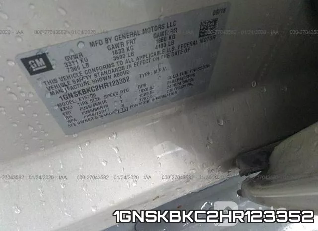 1GNSKBKC2HR123352_9.webp
