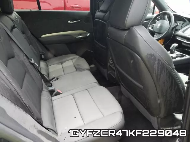 1GYFZCR47KF229048_6.webp