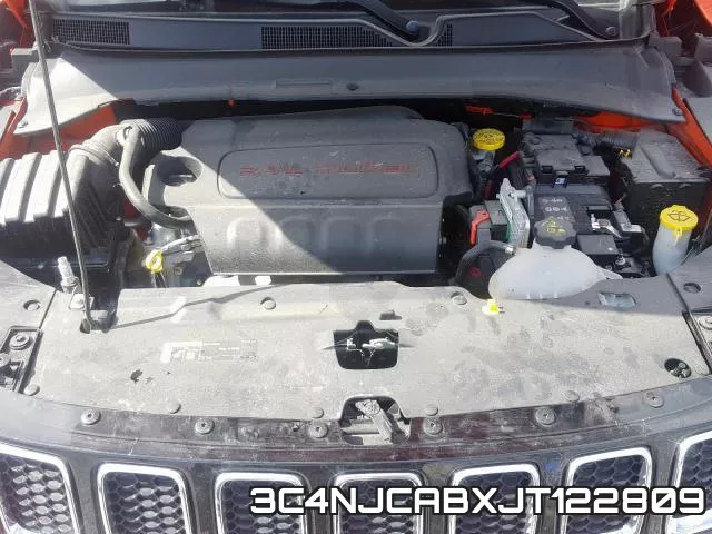 3C4NJCABXJT122809_7.webp