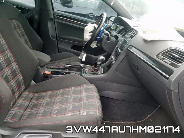 3VW447AU7HM021174_5.webp