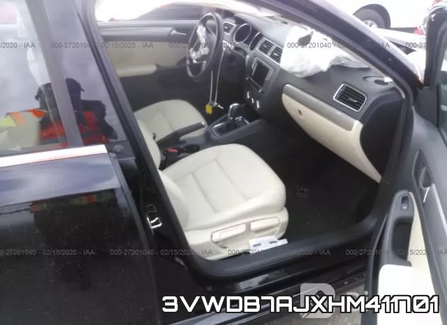 3VWDB7AJXHM411701_5.webp