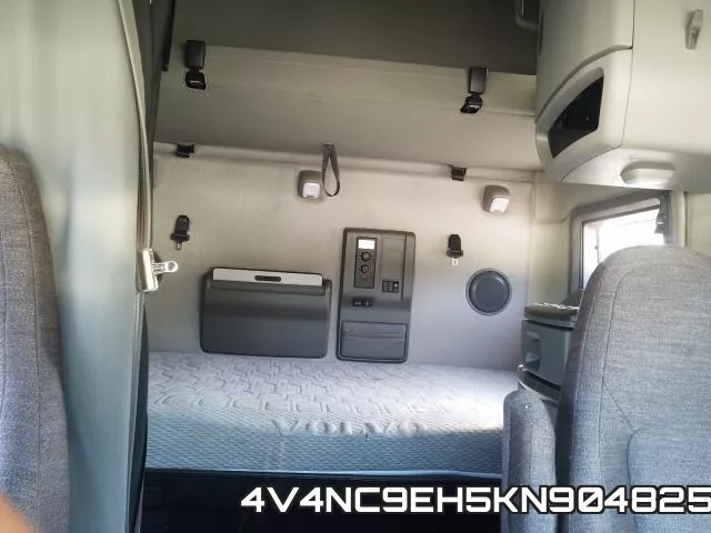 4V4NC9EH5KN904825_6.webp