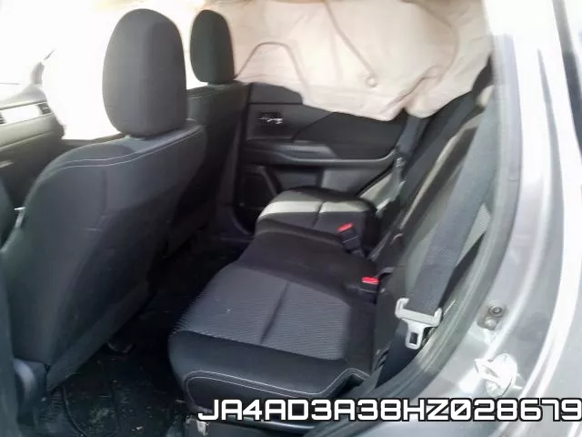JA4AD3A38HZ028679_6.webp