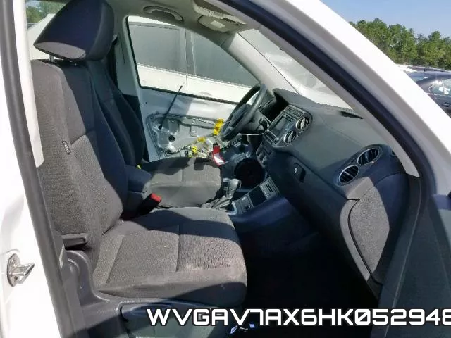 WVGAV7AX6HK052948_5.webp