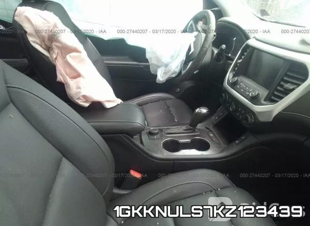 1GKKNULS7KZ123439_5.webp