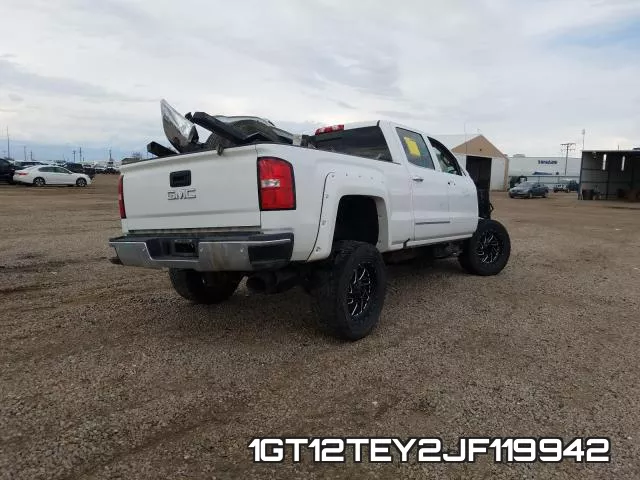 1GT12TEY2JF119942_4.webp