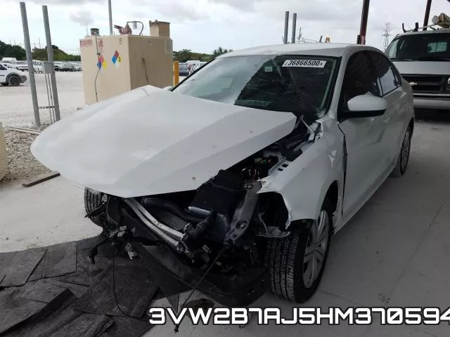 3VW2B7AJ5HM370594_2.webp