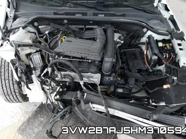 3VW2B7AJ5HM370594_7.webp