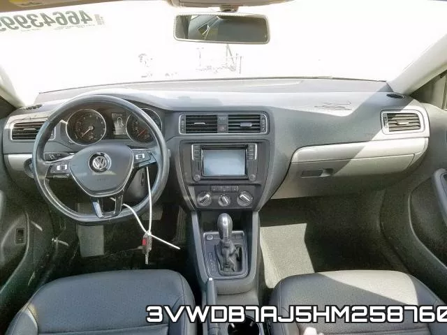 3VWDB7AJ5HM258760_9.webp