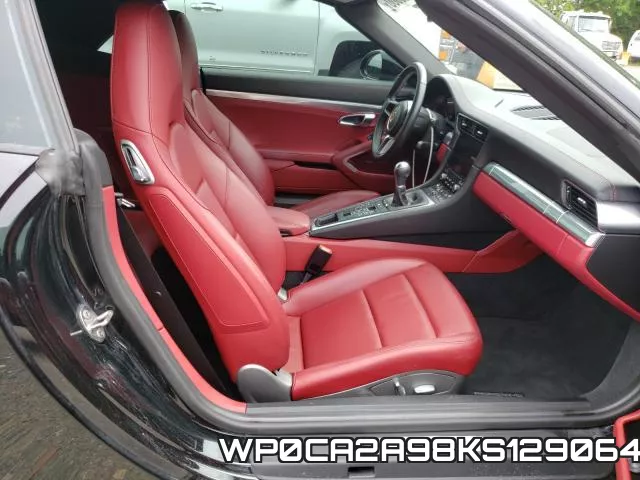WP0CA2A98KS129064_5.webp