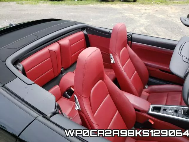WP0CA2A98KS129064_6.webp
