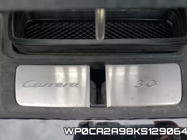 WP0CA2A98KS129064_7.webp
